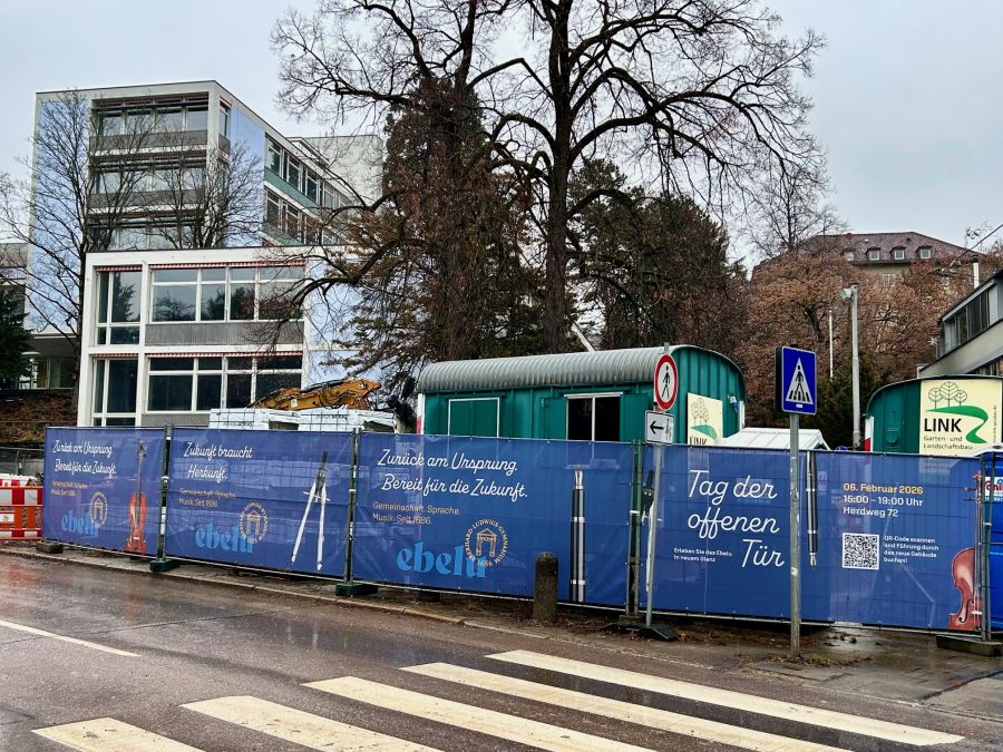 Tag der offenen Tür im neuen Gebäude, Herdweg 72